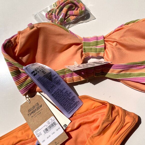 Billabong *NWT 2 Piece Bikini Top size M, Bottom size S Light Peach, Stripe - Picture 4 of 7